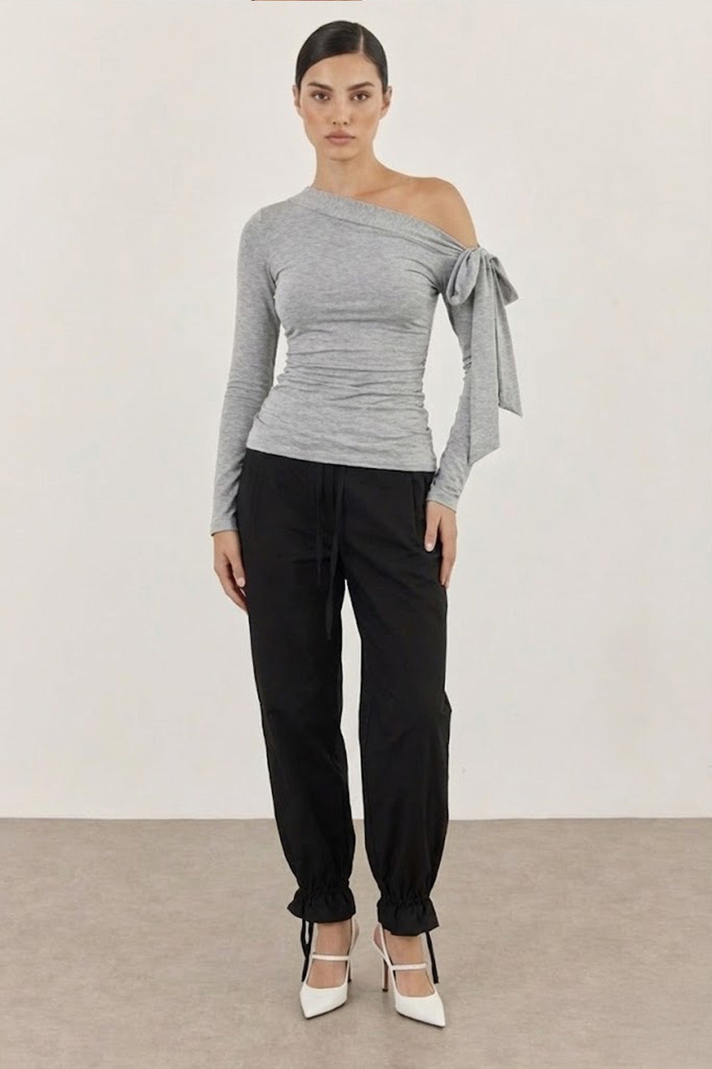 ASYMMETRIC LONG-SLEEVE TOP - GRAY