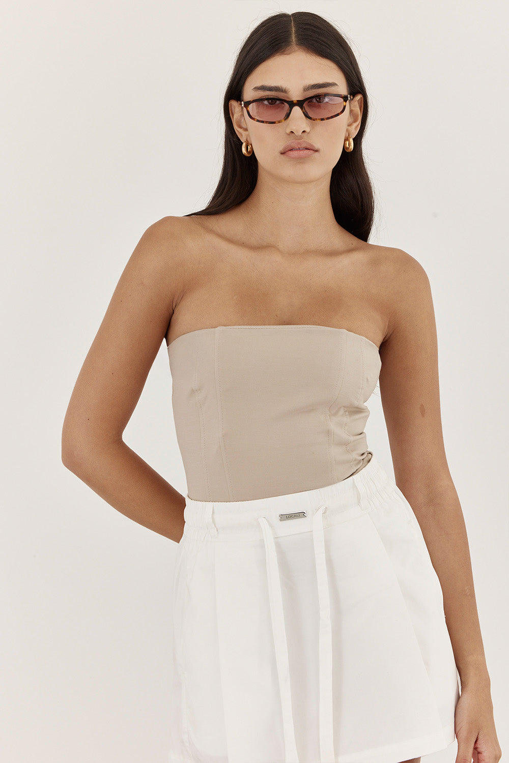 AIRI CAMEL STRAPLESS TOP