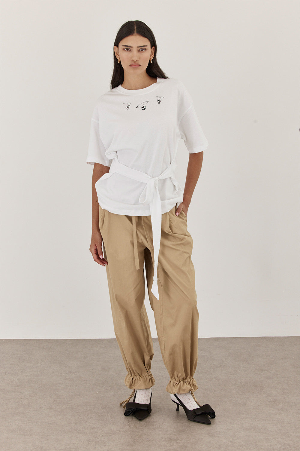 WHITE SAFETY STATEMENT T-SHIRT