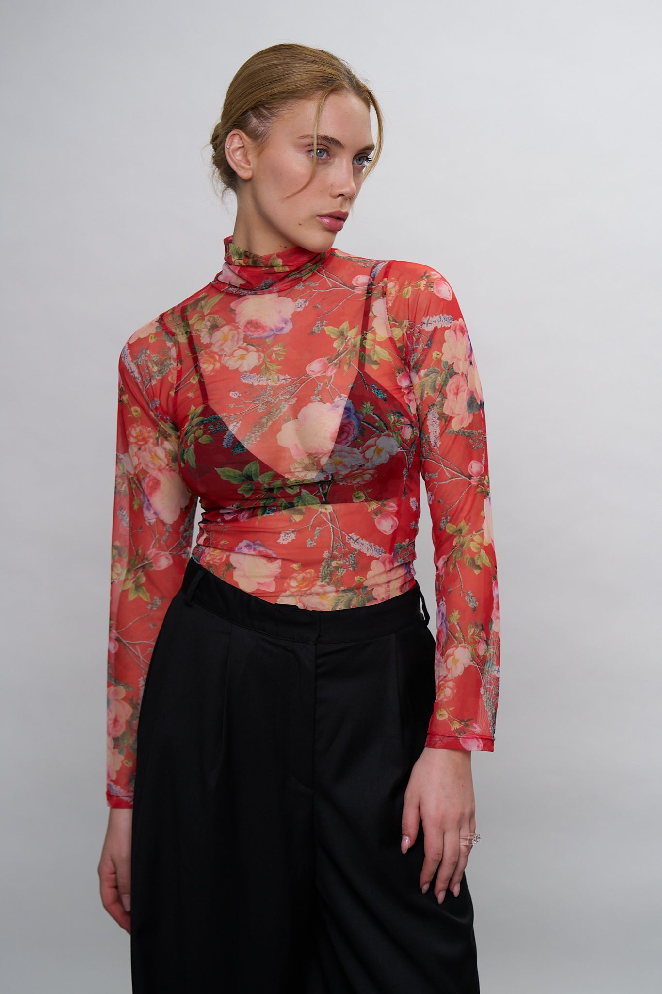 RED WHITNEY FLOWERS SHIRT