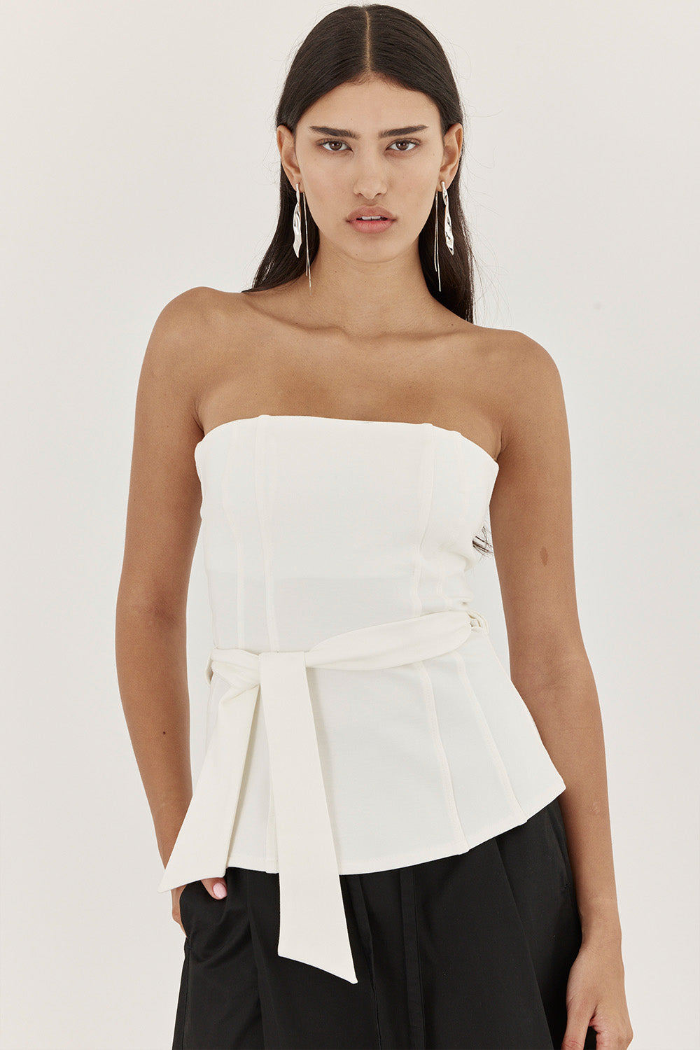 AIRI WHITE STRAPLESS TOP