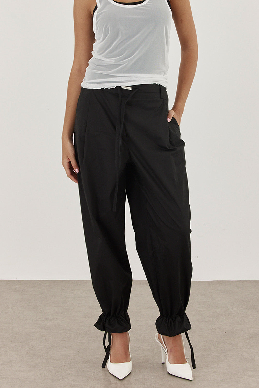 HANA BLACK  PANTS