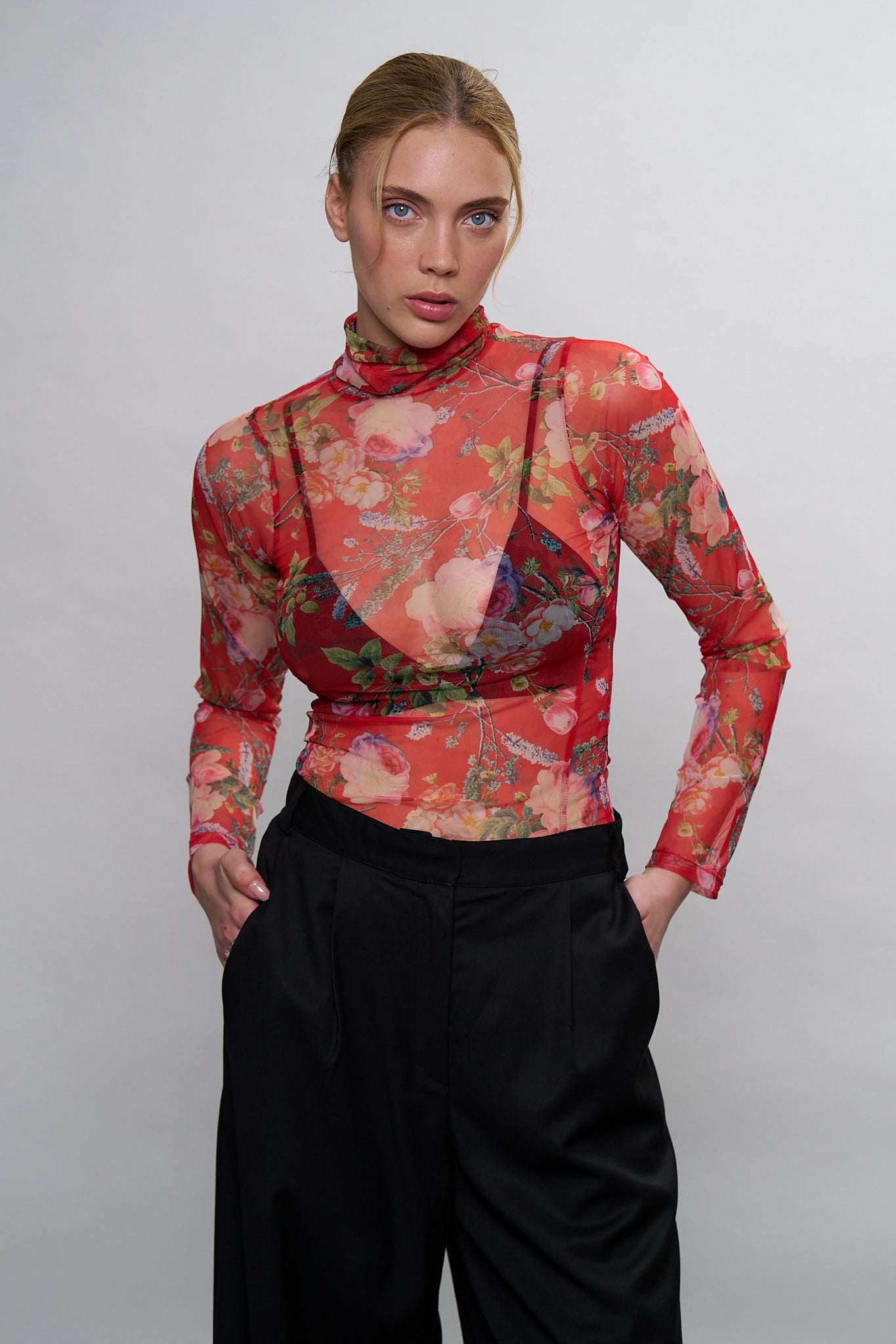 RED WHITNEY FLOWERS SHIRT