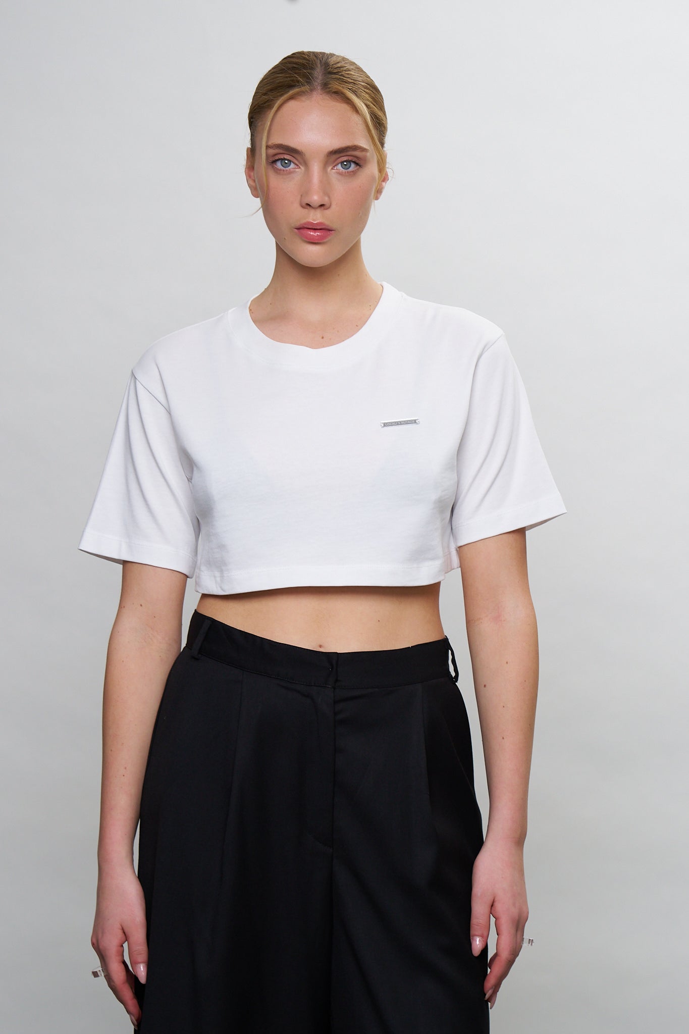 ICONIC LOGO T SHIRT -WHITE