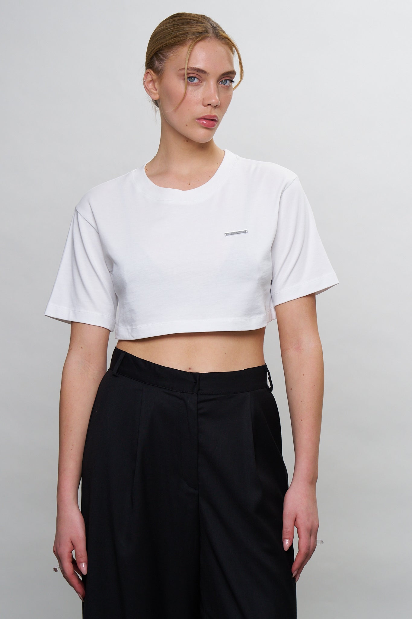 ICONIC LOGO T SHIRT -WHITE